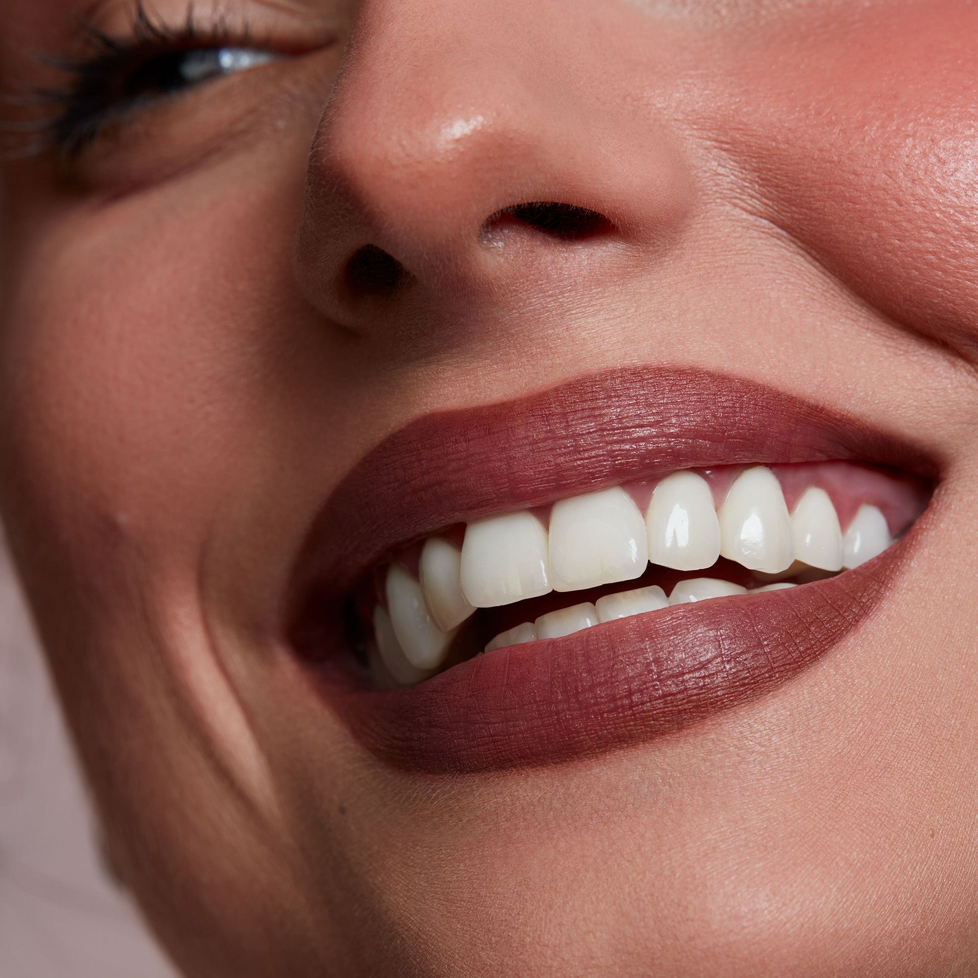 Major Headlines Matte Suede Lipstick